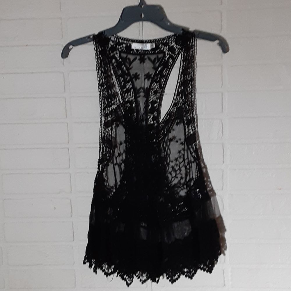 Story of lola lace black top